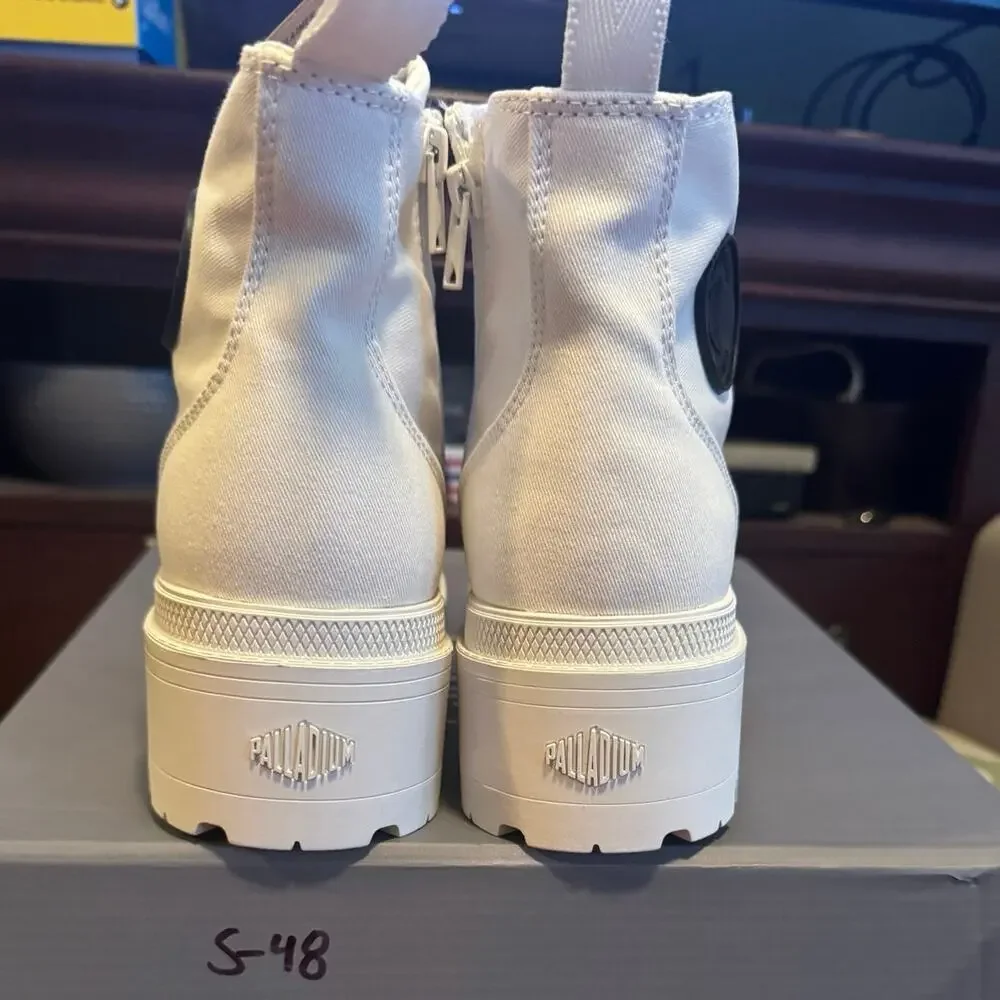 PALLADIUM Pallabase Twill in White, US Womens Size 11 / Euro Size 43 New in Box